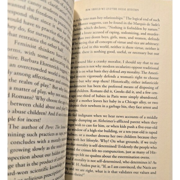 Vanishing Grace: What Ever Happened to the Good News? by Yancey, Philip - Picture 6 of 11